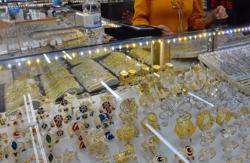 Giá vàng hôm nay 30-3: Lao dốc ồ ạt rồi vọt lên