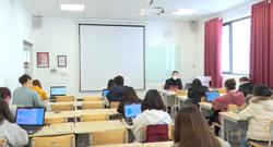 Tuyển sinh đại học 2022: Lưu ý với thí sinh 'đỗ đại học sớm'