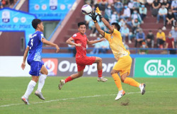 Covid-19 đe dọa Giải Hạng nhất quốc gia 2022