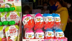Bộ Công Thương đề nghị thu hồi kẹo trứng chocolate Kinder