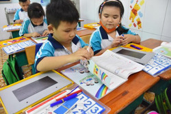 Cần công khai quá trình thực nghiệm sách giáo khoa