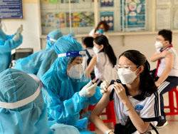 TIÊM VẮC-XIN CHO TRẺ TỪ 5 ĐẾN DƯỚI 12 TUỔI: Không có ca phản ứng nặng hay tai biến