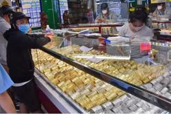 Giá vàng hôm nay 2-4: Giảm khi các kênh đầu tư khác trở nên hấp dẫn