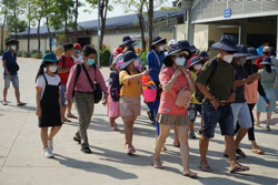 "Trải thảm đỏ" đón du khách