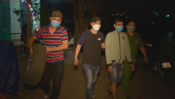 Bắt giữ đối tượng trộm 4 bánh xe ô tô của người dân