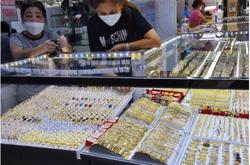 Giá vàng hôm nay 5-4: Tăng vọt khi giá dầu thô hồi phục