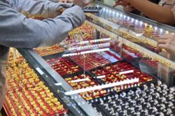 Giá vàng hôm nay 9-4: Lại vọt lên khi nỗi lo lạm phát dậy sóng