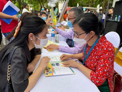 Học trường nào để khi tốt nghiệp dễ xin việc, lương cao?