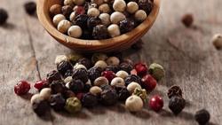 Giá tiêu hôm nay 13/5: Hồ tiêu tiếp tục giảm mạnh