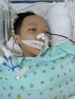 Hoàn cảnh bé trai 8 tuổi bị ung thư máu cần được giúp đỡ