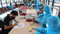 Rộng cửa đón khách