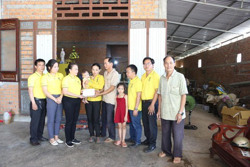 Hội Doanh nhân TP. Buôn Ma Thuột: Hỗ trợ kinh phí cho gia đình có 3 anh em ruột bị đuối nước