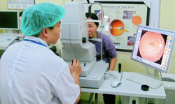 Cẩn thận với bệnh đau mắt đỏ