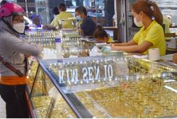 Giá vàng hôm nay 20-5: Ồ ạt lao lên khi USD đảo chiều giảm giá