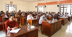 UBND huyện Cư Kuin đối thoại với người dân về việc xây dựng trái phép, sử dụng đất sai mục đích