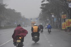 Hôm nay (21/5), miền Bắc tiếp tục có mưa rào, trời dịu mát