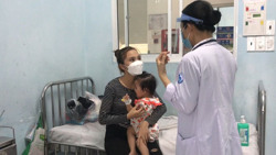 Đừng chủ quan với bệnh tay chân miệng