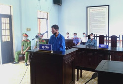 Lãnh 7 năm 3 tháng tù vì xin đểu 20.000 đồng