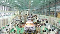 Bộ Tài chính đề xuất gia hạn 20.000 tỉ đồng tiền thuế cho ôtô sản xuất trong nước