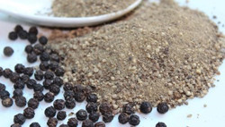Những ai không ăn được hạt tiêu đen?