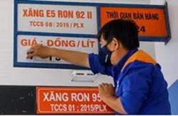 Giá xăng tăng mạnh, vượt mốc 32.000 đồng/lít