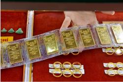 Bất thường thị trường vàng