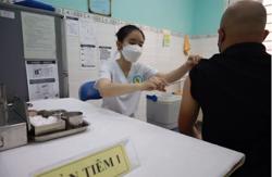 Tồn kho hàng triệu liều vắc-xin Covid-19