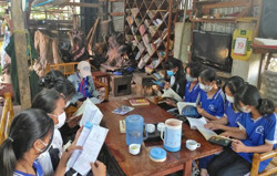 “Thư viện cô Nguyệt” mang niềm vui đến cho học sinh vùng sâu