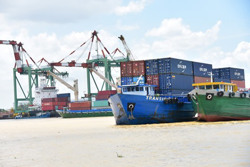 FED tăng lãi suất, tạo sức ép lên tỉ giá USD/VNĐ