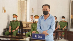 Tranh mua gỗ keo, chém người trọng thương