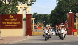 Phòng CSGT tổ chức Lễ ra quân đợt cao điểm kiểm tra, xử lý các hành vi vi phạm trật tự, an toàn giao thông