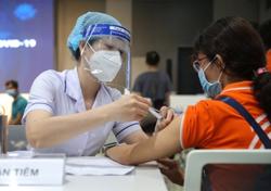 Sẽ tiêm mũi 3 vắc-xin Covid-19 cho trẻ từ 12 đến 17 tuổi
