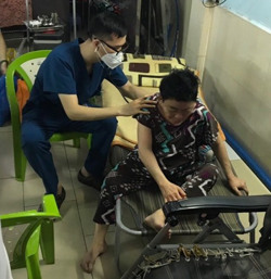 Người dân kém 'mặn mà' với vaccine mũi 4: Vì sao?