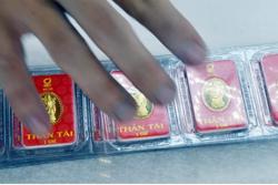 Giá vàng hôm nay 21-6: USD còn tăng giá, vàng tiếp tục giảm