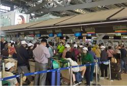 Khách bay quốc tế tăng vọt hơn 45% sau 1 tháng