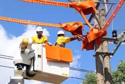 Nắng nóng "như thiêu như đốt", tiêu thụ điện lập kỷ lục