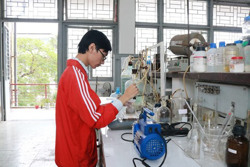 Mở trường, mở ngành đào tạo mới: Không thể 'bóc ngắn, cắn dài'