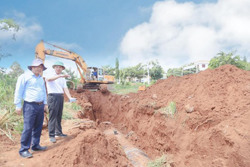 Dự án Hệ thống thoát nước Trung tâm hành chính huyện Cư Kuin: Đẩy nhanh tiến độ thi công, sớm đưa vào sử dụng