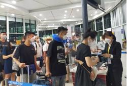 Chậm, hủy chuyến gia tăng gây bức xúc cho hành khách