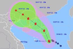 Bão số 1 có bán kính gió mạnh rất rộng, có thể đổ bộ vào Bắc Bộ