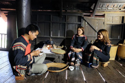 Trải nghiệm thưởng thức... cà phê