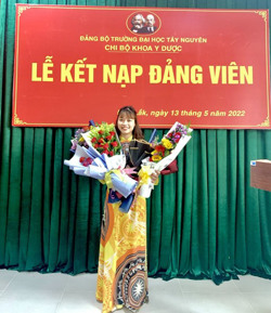 Cô sinh viên người Nùng và ước mơ trở thành bác sĩ