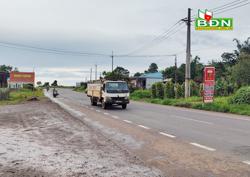 Bảo đảm an toàn khi dừng, đỗ xe, vận chuyển hàng cồng kềnh