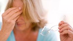 Gặp 3 điều này thời trẻ, về già coi chừng dễ đột quỵ