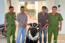 Bắt nhanh hai đối tượng trộm xe máy