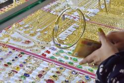 Giá vàng hôm nay 4-7: Vàng SJC tăng bỏ xa giá vàng thế giới