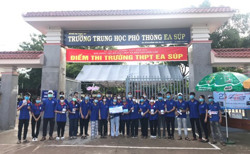 Huyện Đoàn Ea Súp thành lập 5 đội hình tiếp sức mùa thi
