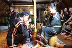 Khai thác giá trị văn hóa ẩm thực gắn với phát triển du lịch