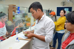 Đại học công đối diện thách thức tài chính