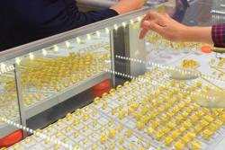 Giá vàng hôm nay 12-8: Giảm dưới ngưỡng 1.800 USD/ounce